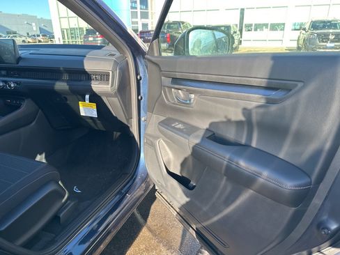 Used 2026 Honda CR-V Sport image 22