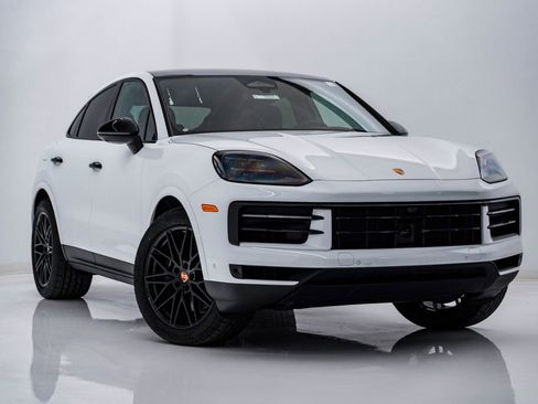 New 2026 Porsche Cayenne Coupe image 8