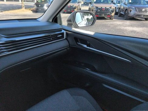 Used 2025 Toyota Camry LE FWD image 15