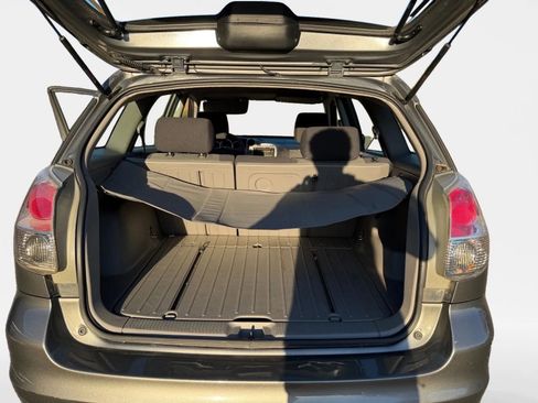 Used 2008 Toyota Matrix image 11