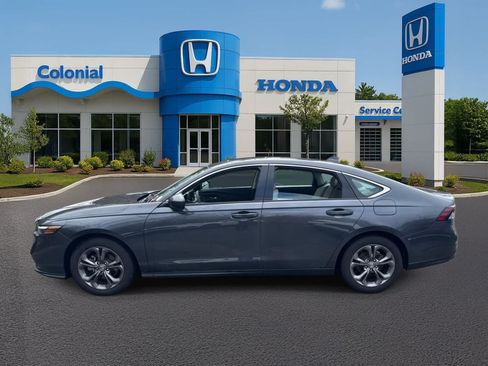 Used 2024 Honda Accord EX image 3