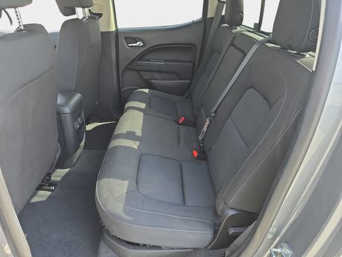 Used 2022 Chevrolet Colorado LT w/ Safety Package RWD image 17