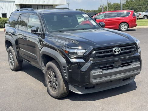 Used 2026 Toyota 4Runner SR5 AWD/4WD image 3