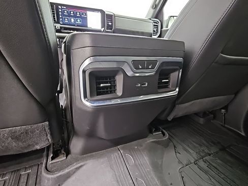 Used 2022 GMC Sierra 1500 SLT w/ SLT Premium Plus Package image 34
