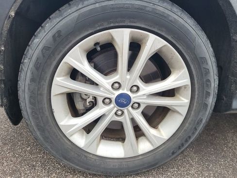 Used 2018 Ford Escape SE image 17