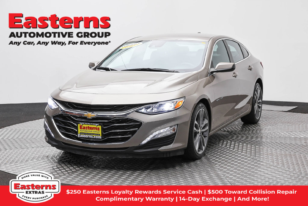 Used 2024 Chevrolet Malibu LT FWD image 1