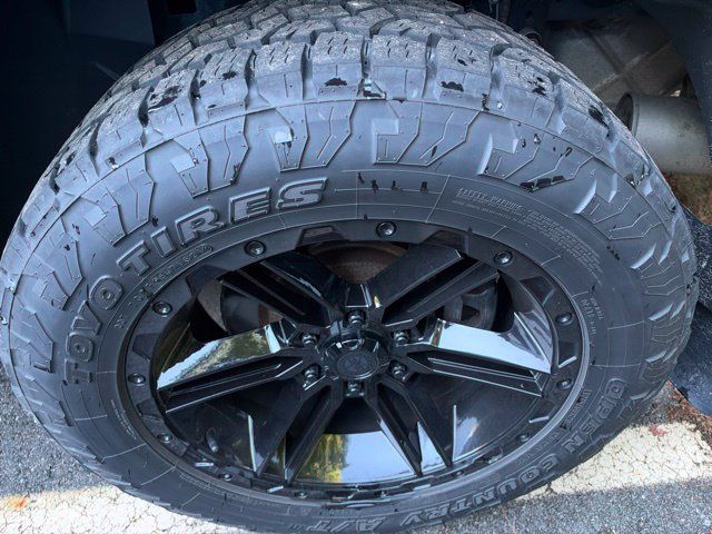 Used 2020 RAM 1500 Laramie w/ Sport Appearance Package AWD/4WD image 8