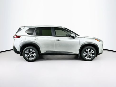 Used 2023 Nissan Rogue SV FWD image 10
