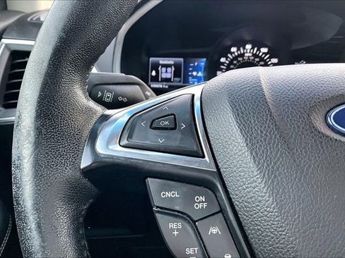 Used 2022 Ford Edge Titanium w/ Equipment Group 301A image 11