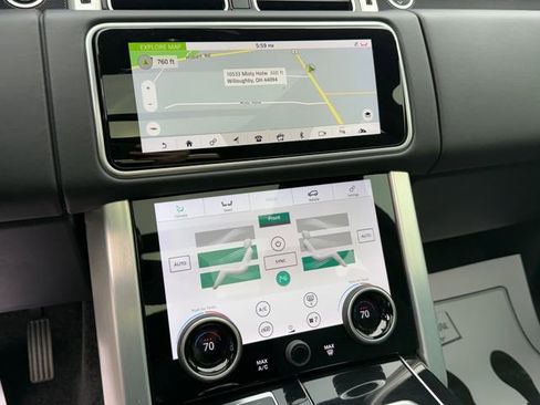 Used 2020 Land Rover Range Rover HSE image 33