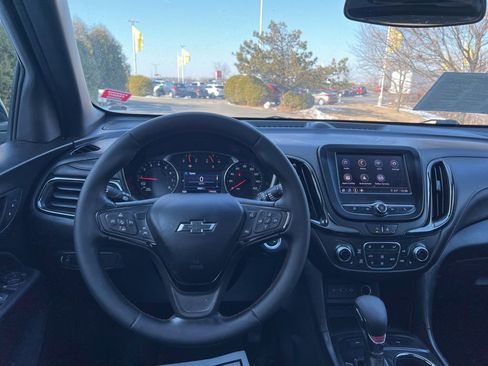 Used 2023 Chevrolet Equinox RS image 26