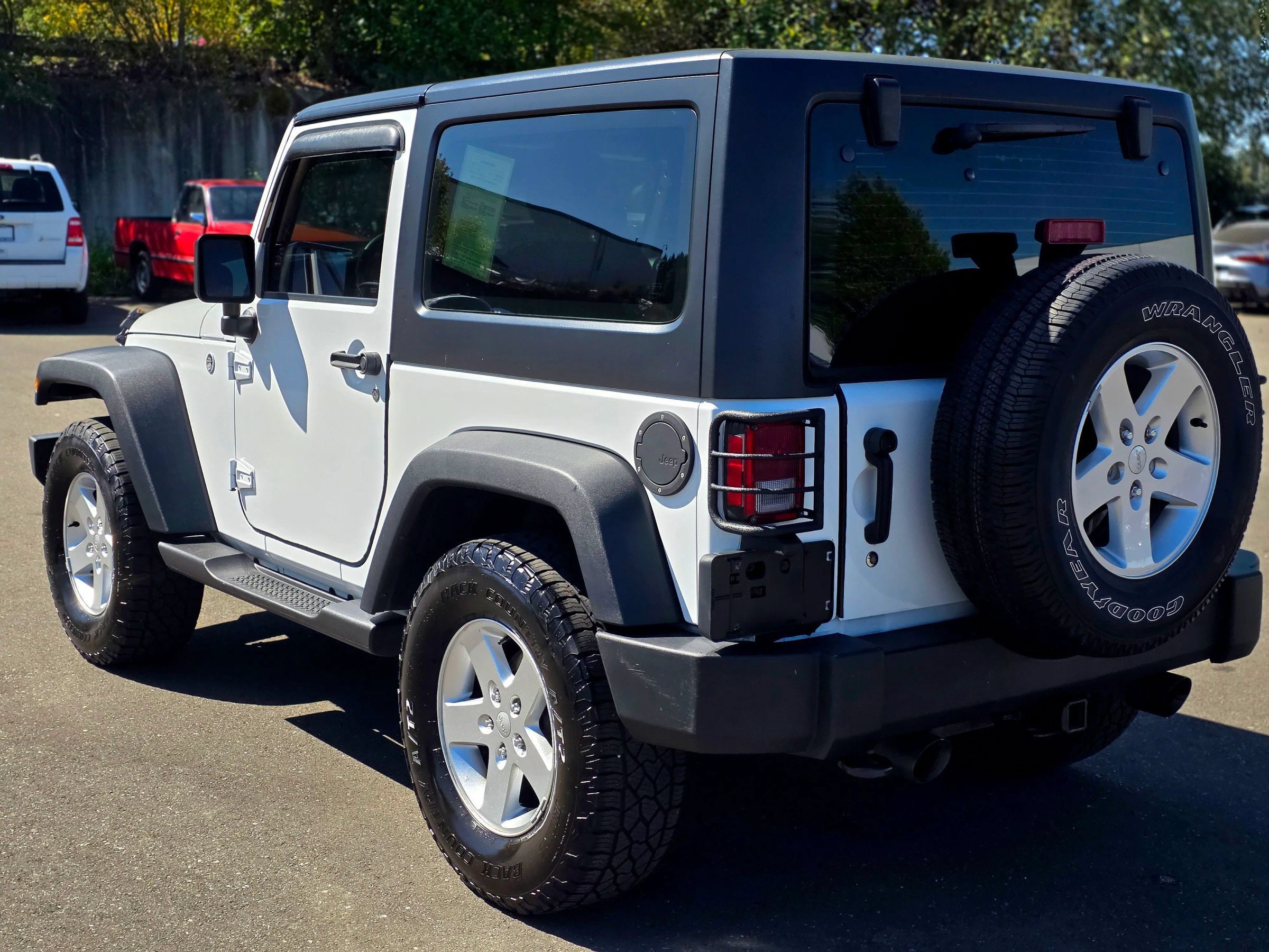 Used 2017 Jeep Wrangler Sport w/ Quick Order Package 24S AWD/4WD image 5
