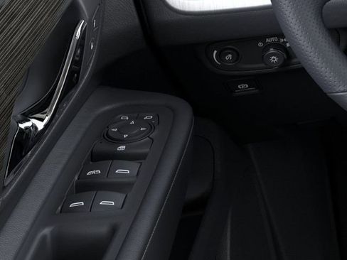 Used 2023 GMC Terrain SLE FWD image 22