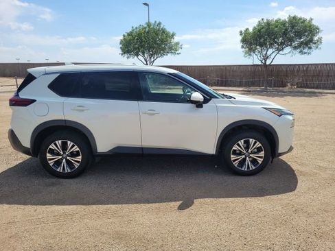 Used 2021 Nissan Rogue SV AWD/4WD image 5