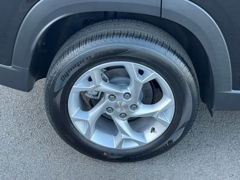 New 2026 Chevrolet Trax LS w/ LS Convenience Package FWD image 9