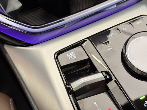 Used 2025 BMW X3 xDrive30i w/ Premium Package image 27