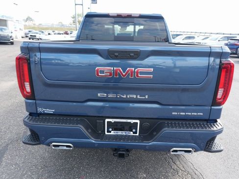 New 2026 GMC Sierra 1500 Denali w/ Technology Package image 5