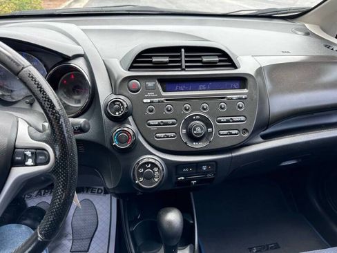 Used 2013 Honda Fit Sport image 10