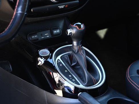 Used 2018 Kia Soul ! w/ Tech Package image 16