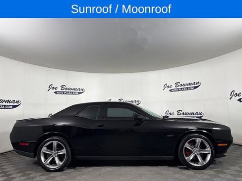 Used 2015 Dodge Challenger R/T w/ Quick Order Package 28B R/T RWD image 6