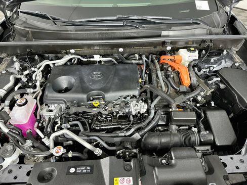 Certified 2024 Toyota RAV4 SE w/ Weather & Moonroof Package AWD/4WD image 31