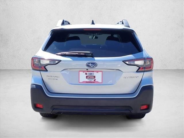 Used 2025 Subaru Outback Premium AWD/4WD image 3