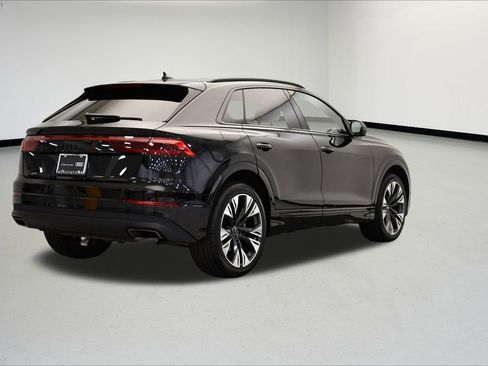 Certified 2024 Audi Q8 Premium w/ Black Optic Package image 5