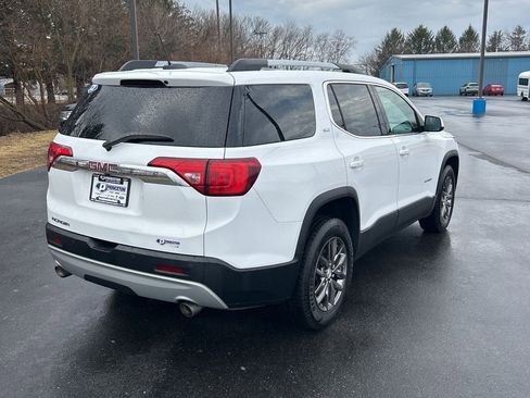 Used 2017 GMC Acadia SLT image 3