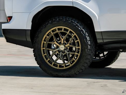 Used 2025 Lexus GX 550 w/ Accessory Package (2T) image 72