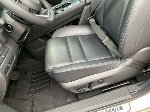 Used 2023 Nissan Rogue SL FWD image 24