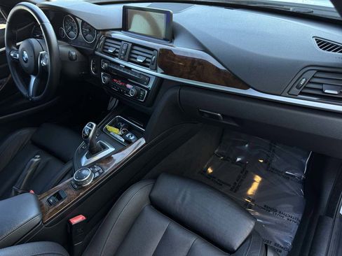 Used 2014 BMW 428i Convertible image 23