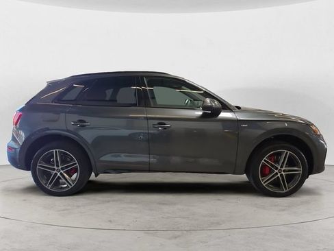 Used 2024 Audi Q5 e Premium Plus AWD/4WD image 4