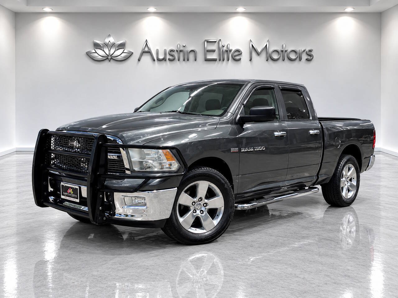 Used 2012 RAM 1500 Lone Star RWD image 2