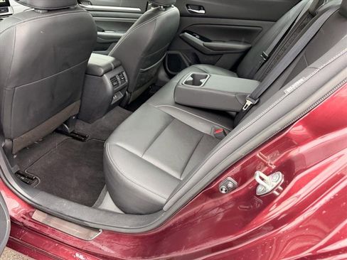 Used 2023 Nissan Altima 2.5 SL image 7