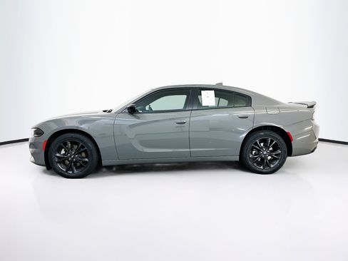 Used 2023 Dodge Charger SXT w/ Blacktop Package image 4