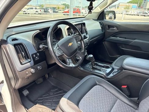Used 2021 Chevrolet Colorado Z71 w/ Safety Package AWD/4WD image 8