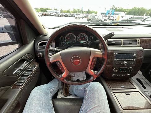 Used 2012 GMC Sierra 2500 Denali AWD/4WD image 27
