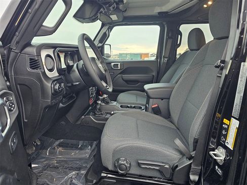 New 2026 Jeep Gladiator Willys image 10