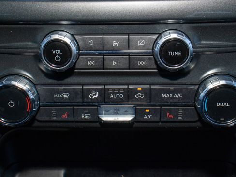 Used 2022 Ford F150 XLT w/ Equipment Group 302A High image 23