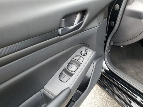 Certified 2025 Nissan Altima 2.5 S FWD image 12