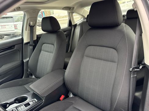 Used 2022 Honda Civic EX image 25