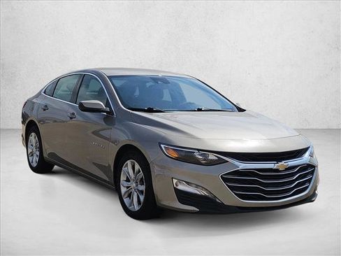 Used 2023 Chevrolet Malibu LT w/ Driver Confidence Package FWD image 3