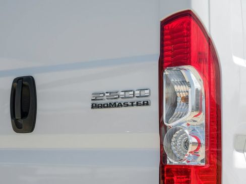 Used 2024 RAM ProMaster 2500 w/ Convenience Group FWD image 45