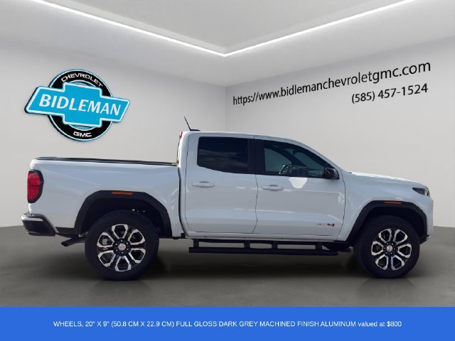 Used 2024 GMC Canyon AT4 w/ AT4 Premium Package AWD/4WD image 9
