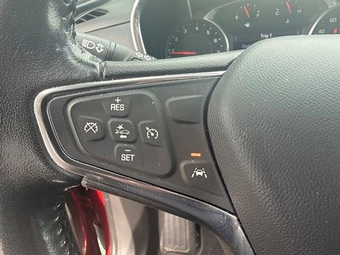 Used 2020 Chevrolet Equinox LT AWD/4WD image 4