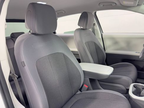 Used 2024 Hyundai Ioniq 5 SEL image 36