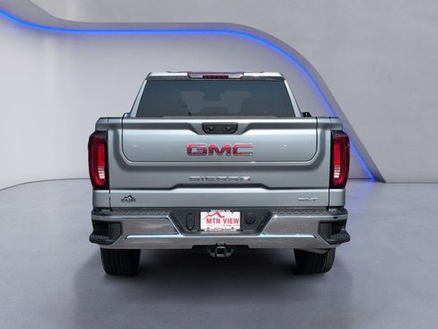 Used 2026 GMC Sierra 1500 SLT AWD/4WD image 6