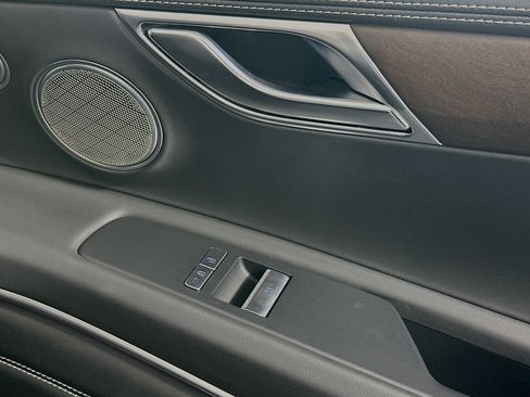 Used 2021 Genesis GV80 3.5T w/ Advanced Package 06 AWD/4WD image 29