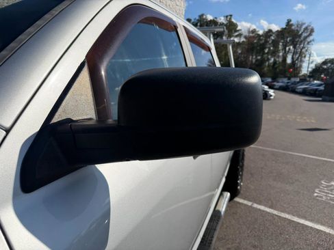 Used 2015 RAM 2500 SLT image 10