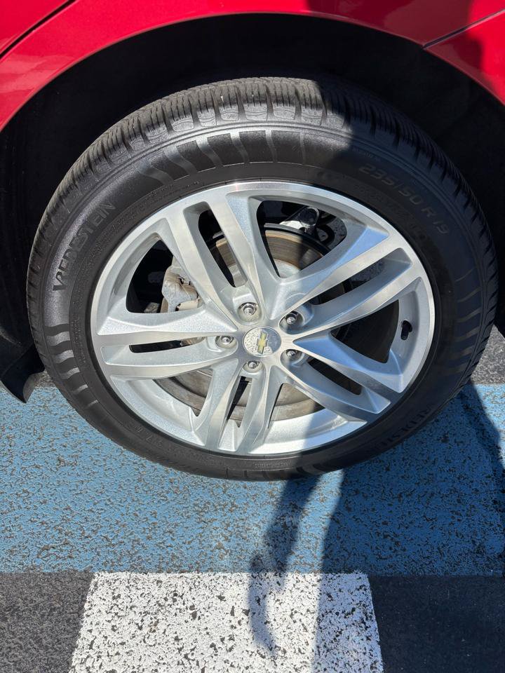 Used 2019 Chevrolet Equinox Premier AWD/4WD image 37